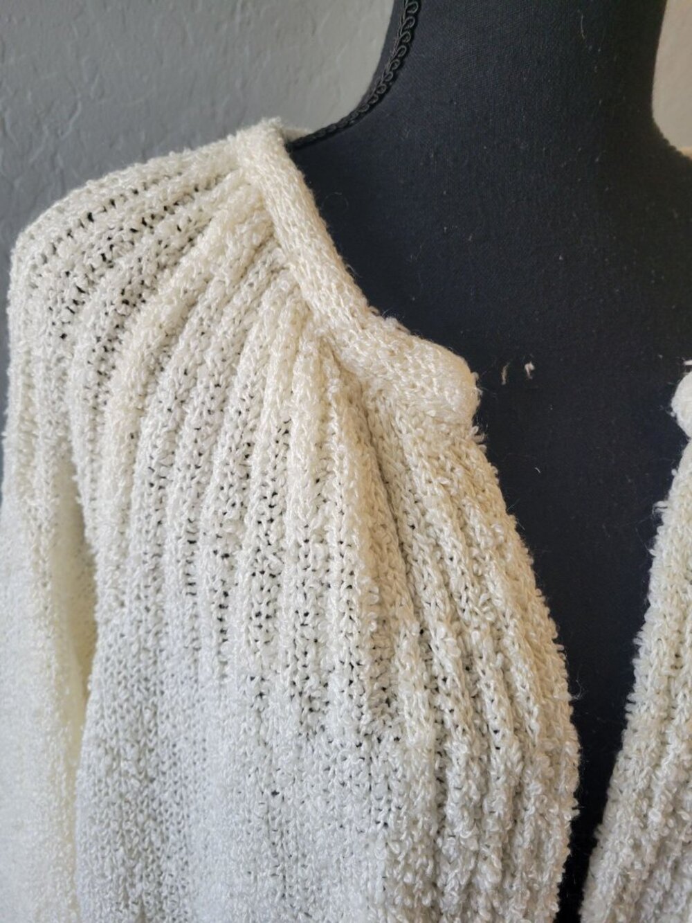 Pacific Sweater Exchange vintage 1980s or 1990s cream boucle knit open cardigan - Picture 3 of 10